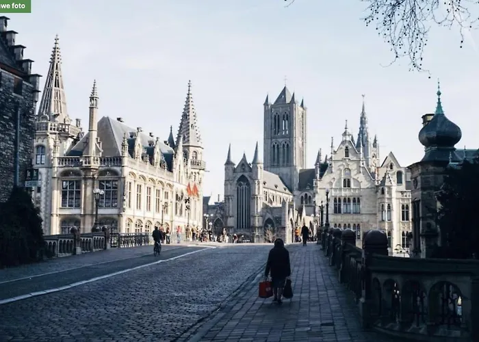 Casa de hóspedes The Old One Fifteen By Romy&travis Gante